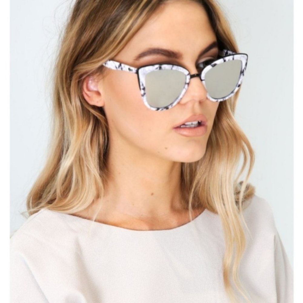 Marble Sunglasses White Black Gold